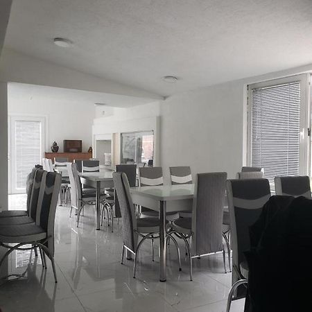 Hostel Bela Охрид Екстериор снимка