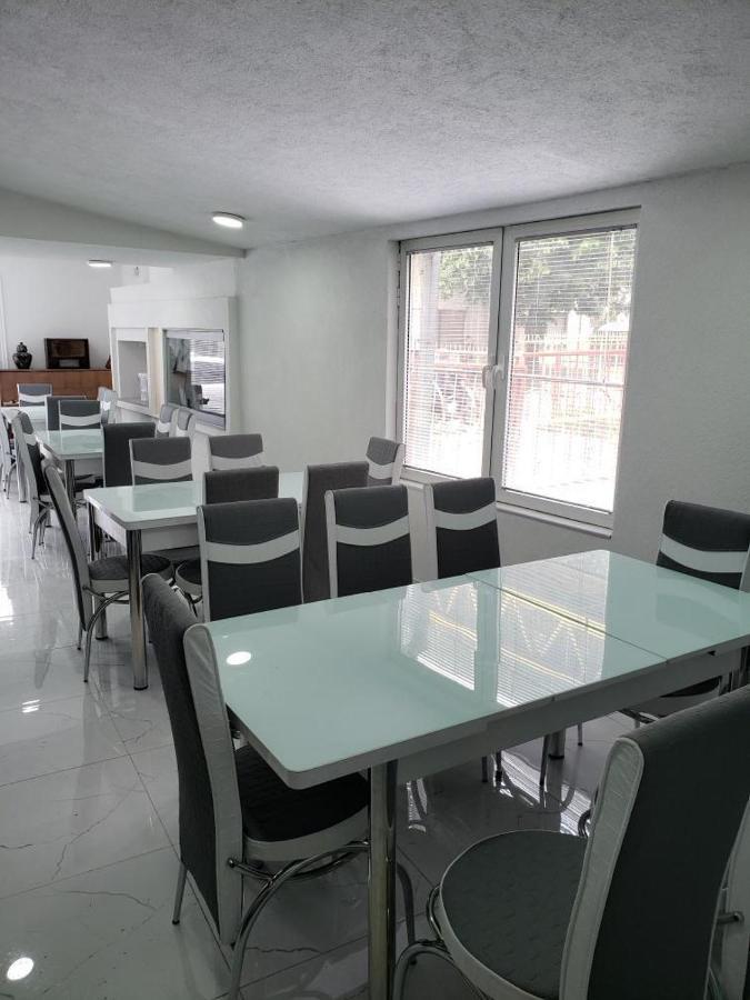 Hostel Bela Охрид Екстериор снимка